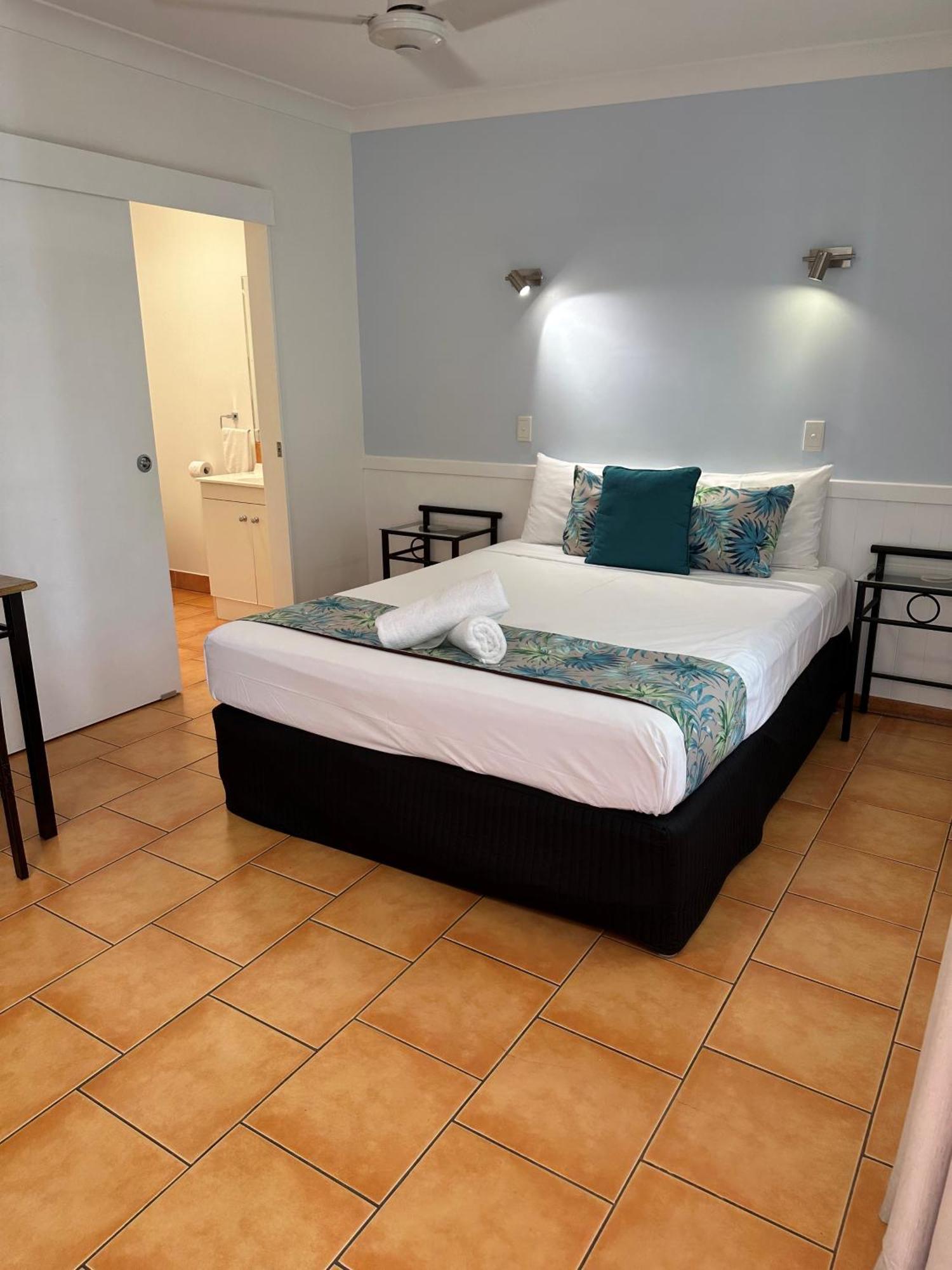 Cardwell Beachfront Motel 외부 사진