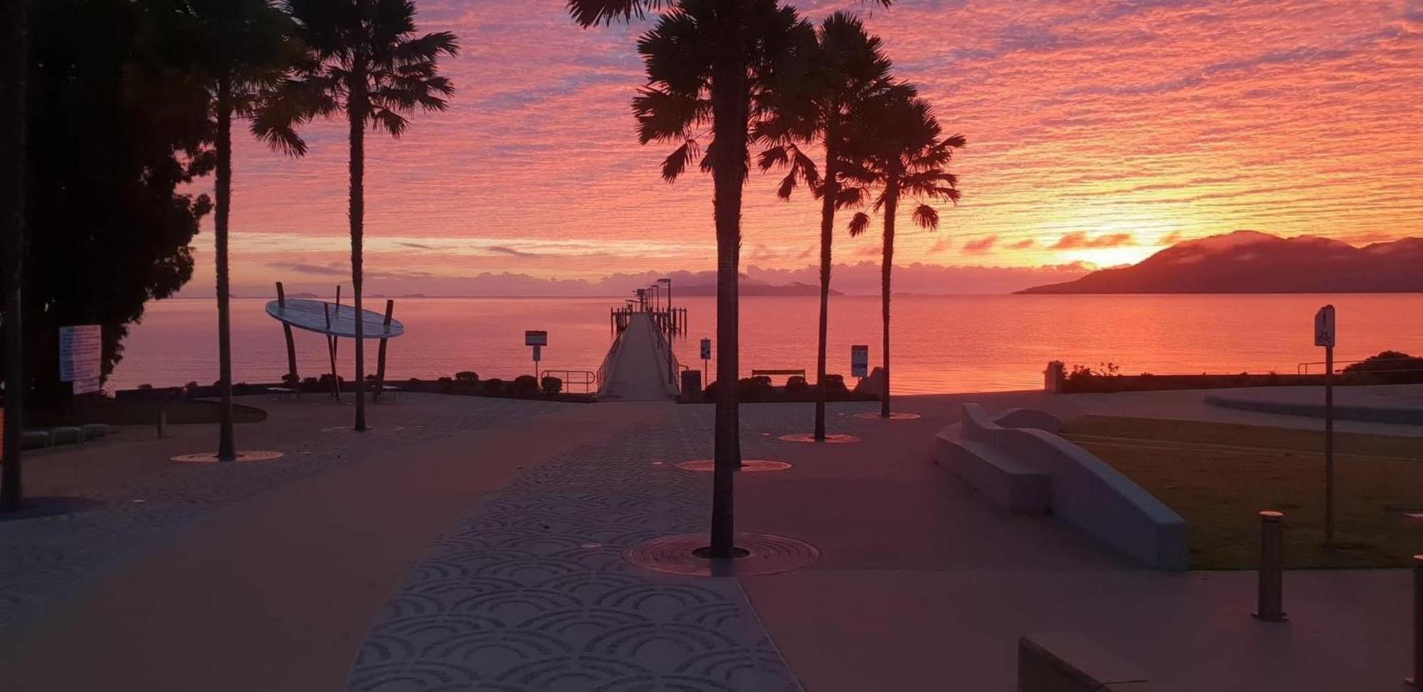 Cardwell Beachfront Motel 외부 사진