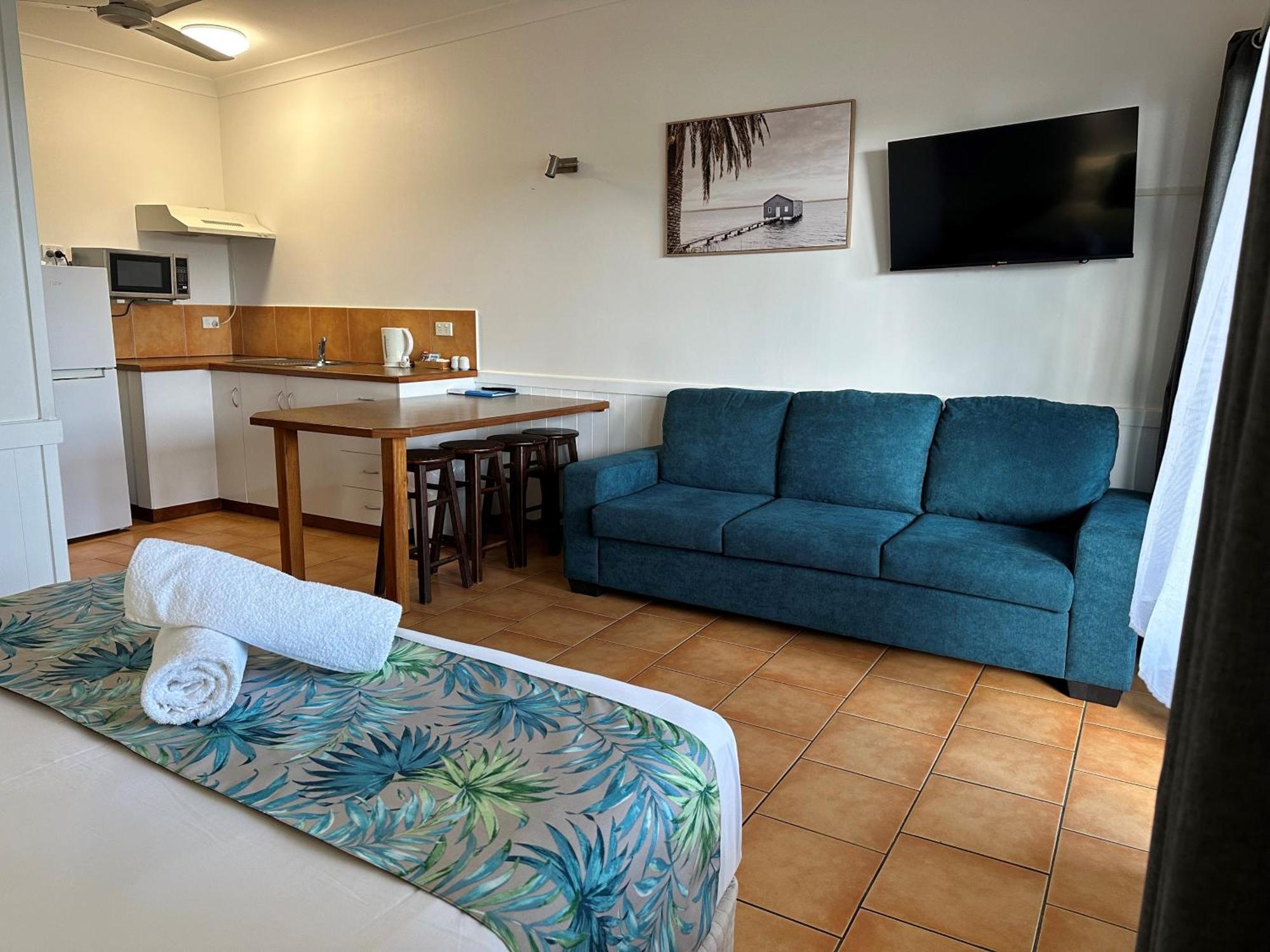 Cardwell Beachfront Motel 외부 사진